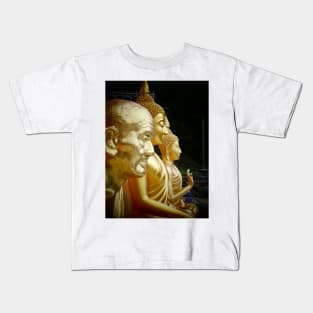 3 Buddhas seated, Thailand. One depicted as an old man. Kids T-Shirt